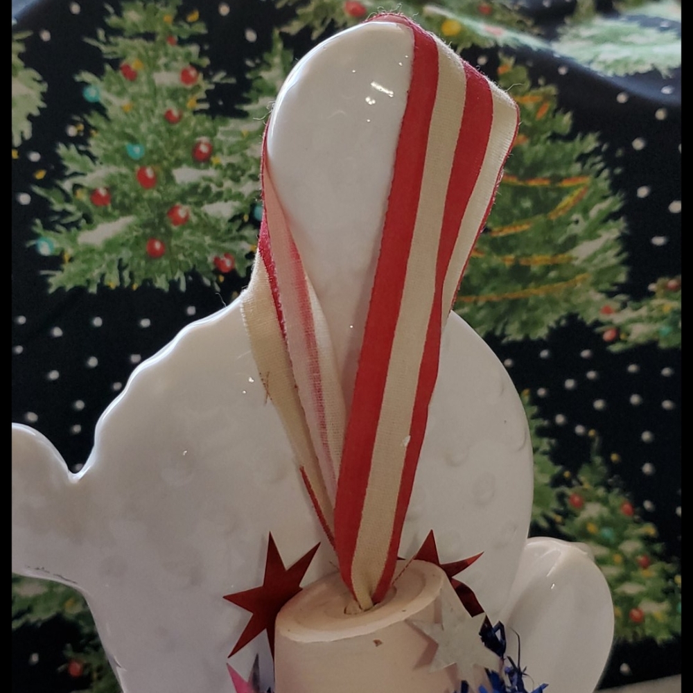 Christmas Red white and blue snowman lightbulb ornament artisan hand crafted - Picture 4 of 5